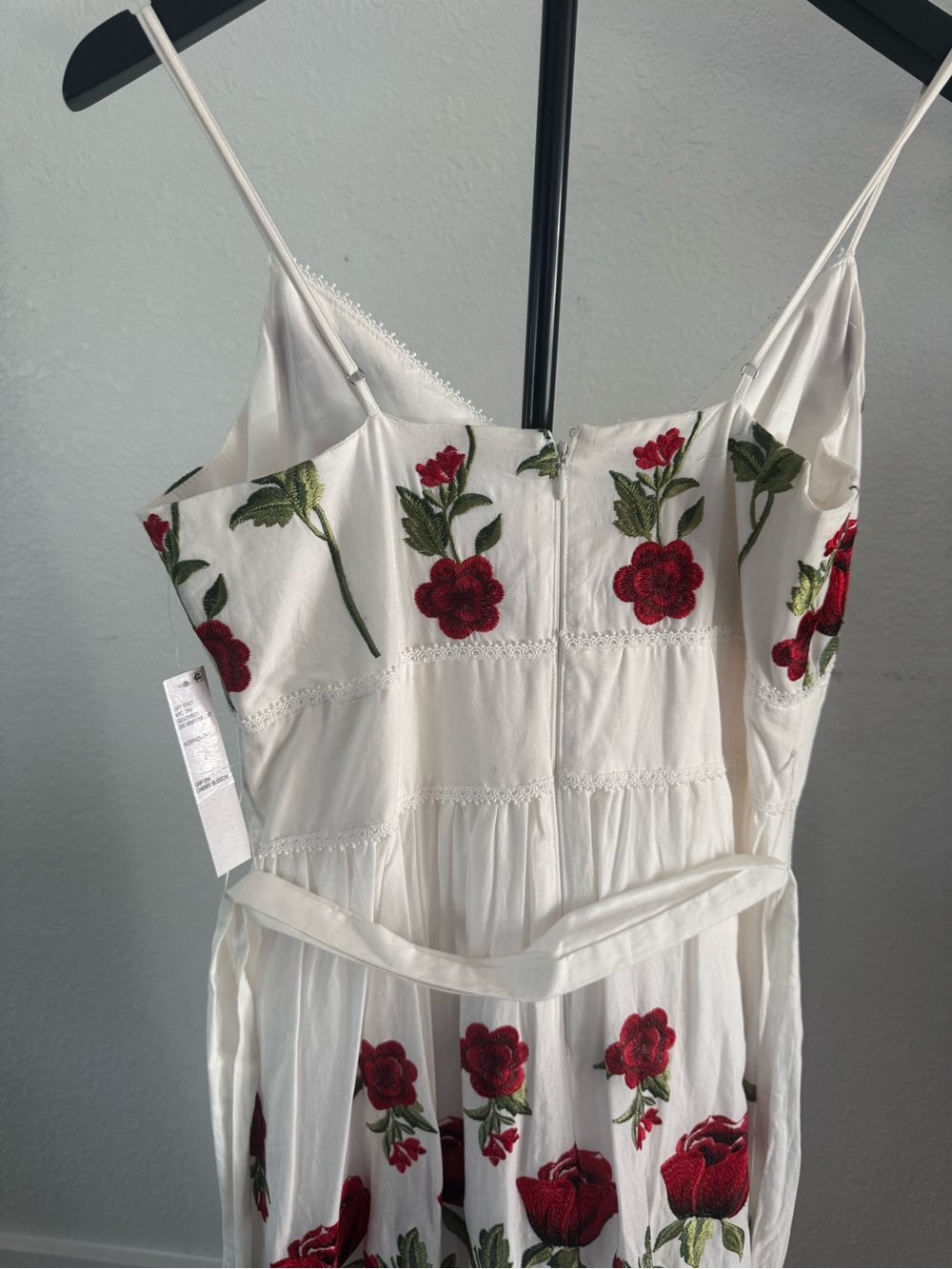 ANTONIO MELANI White Maxi Dress with Red Rose Embroidery - Picture 6 of 6
